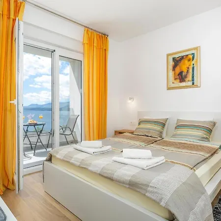 1 Bedroom Lovely In Lägenhet *