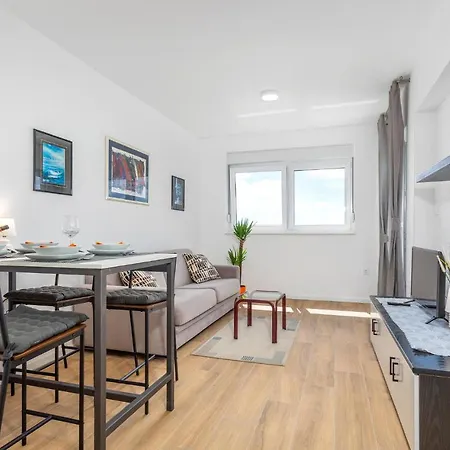 1 Bedroom Lovely In Apartman